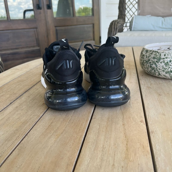 Nike Air Max 270 - Picture 7 of 11